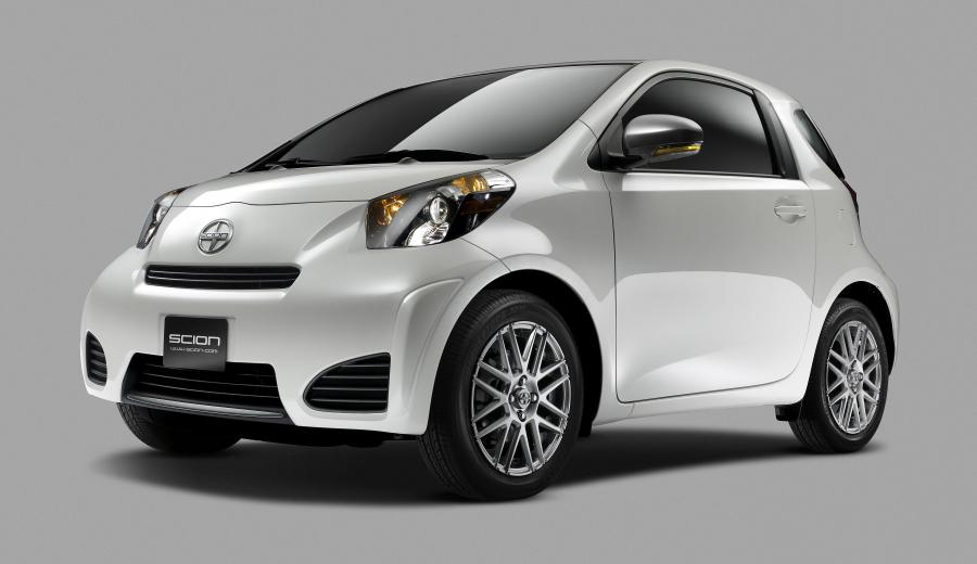  Scion iQ 2011 года  (фото 1 из 42)